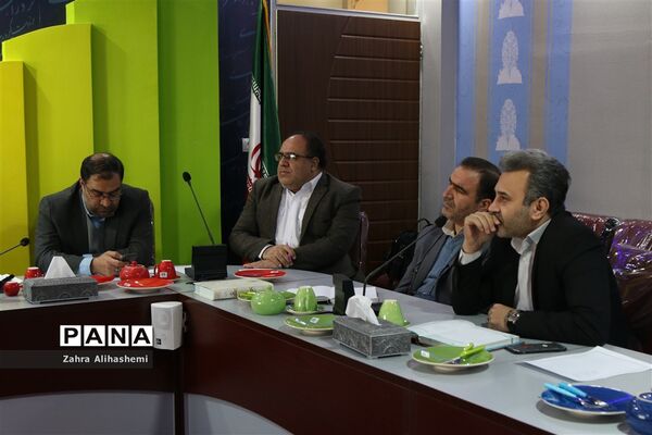نشست شورای معاونان پرورشی مناطق نوزده‌گانه شهر تهران
