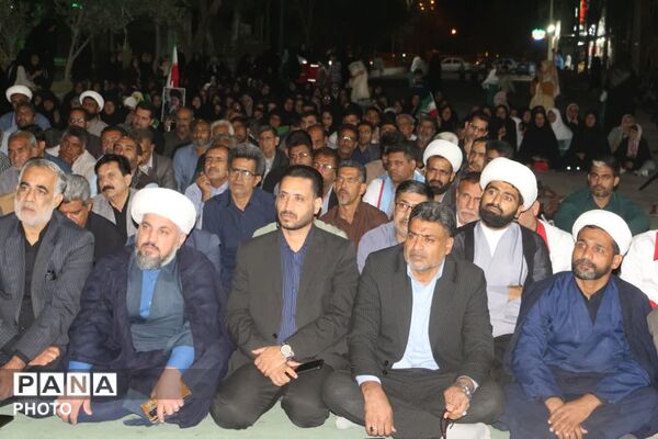 بیعت فرهنگیان و دانش‌آموزان شهرستان فهرج با رهبر جدیدشان
