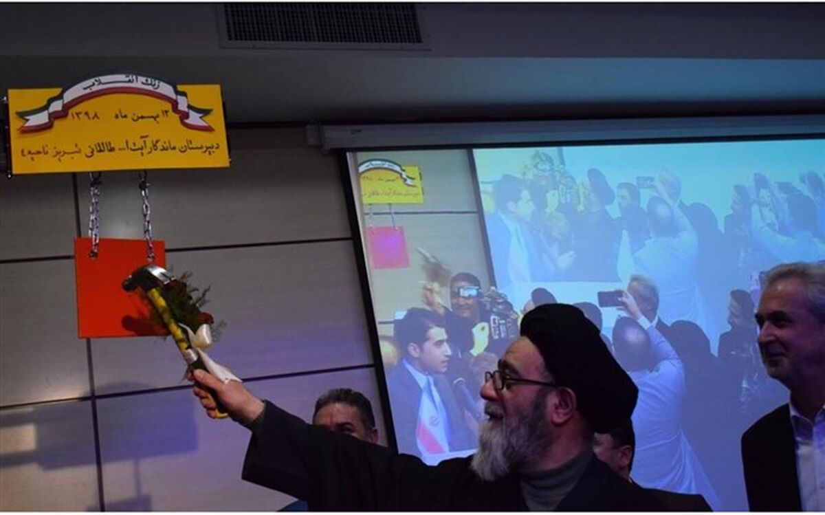 آل هاشم: اعتقادات دینی ، حضور مردم و رهبریهای مقام معظم رهبری بقای انقلاب را تضمین می کند