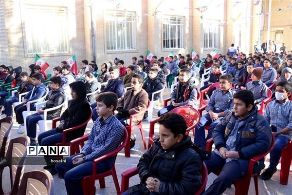 آیین نمادین زنگ انقلاب در یزد