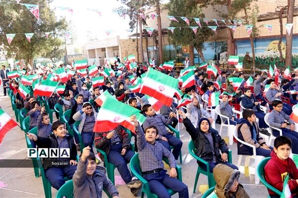 آیین نمادین زنگ انقلاب در یزد