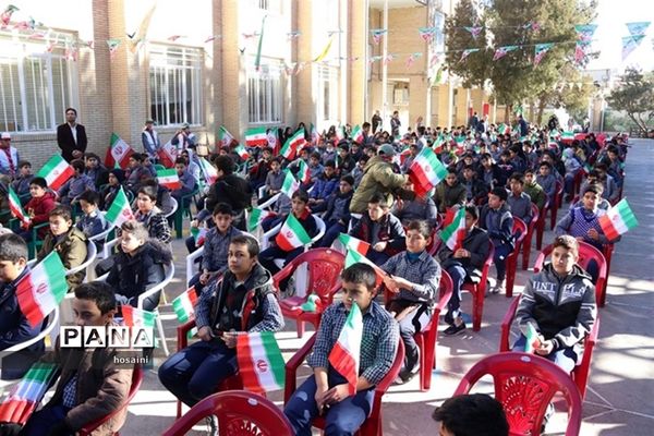 آیین نمادین زنگ انقلاب در یزد