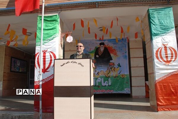 نواخته شدن  زنگ انقلاب در مدارس شهرری