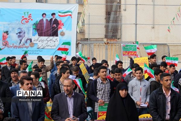 نواختن زنگ انقلاب در بوشهر