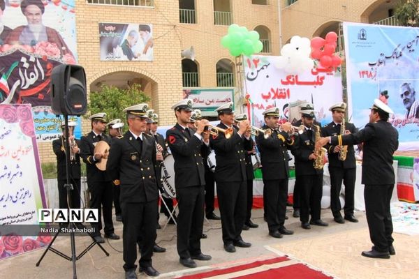 نواختن زنگ انقلاب در بوشهر