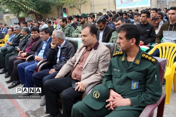 نواختن زنگ انقلاب در بوشهر