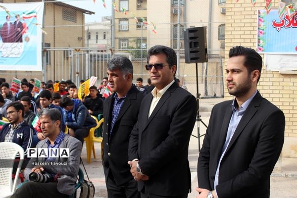 نواختن زنگ انقلاب در بوشهر