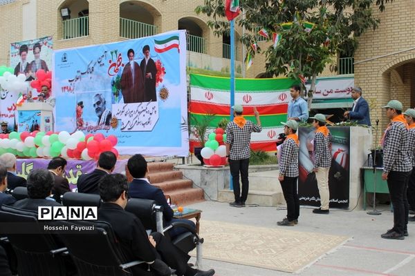 نواختن زنگ انقلاب در بوشهر