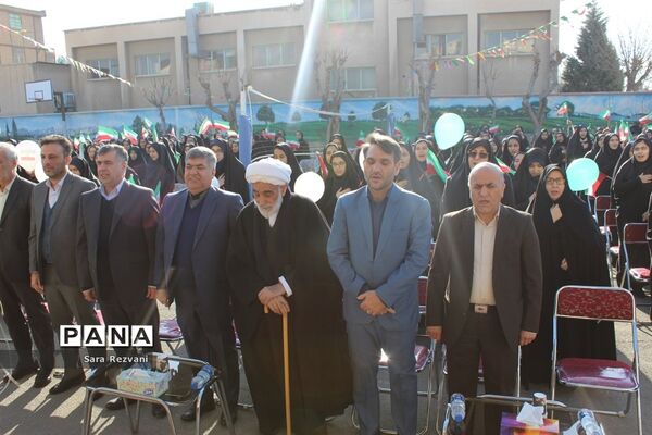 مراسم نواخته شدن زنگ انقلاب اسلامی در شهرستان اسلامشهر