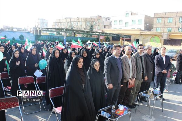 مراسم نواخته شدن زنگ انقلاب اسلامی در شهرستان اسلامشهر