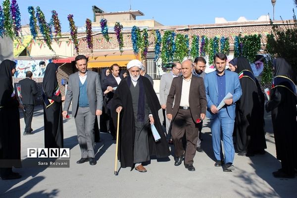 مراسم نواخته شدن زنگ انقلاب اسلامی در شهرستان اسلامشهر