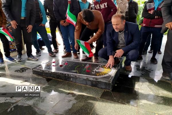 زنگ انقلاب  در دبیرستان سعادت شبانکاره