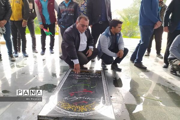 زنگ انقلاب  در دبیرستان سعادت شبانکاره