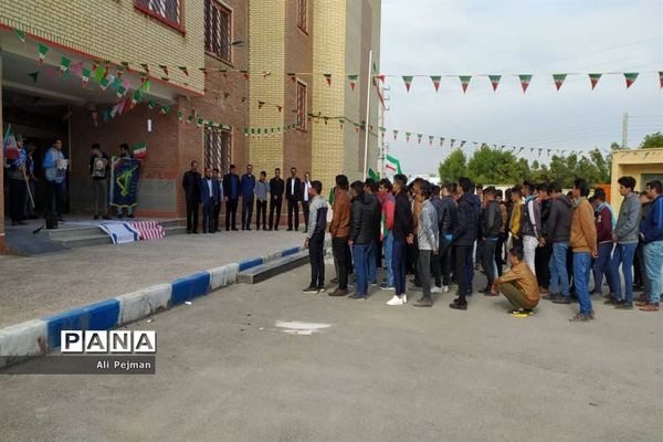 زنگ انقلاب  در دبیرستان سعادت شبانکاره