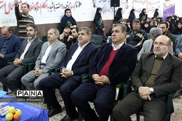 افتتاحیه هشتمین نمایشگاه دانش آموزی مدرسه انقلاب  در منطقه5