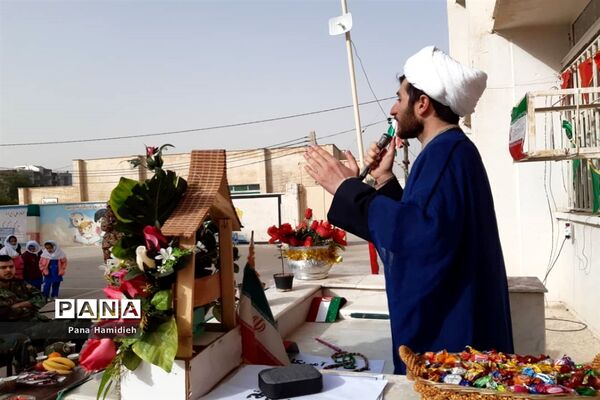 نواختن طنین زنگ انقلاب درمدارس شهرستان حمیدیه