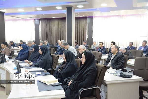 نشست روشنگری و بصیرت بسیجیان فرهنگی آموزش و پرورش آذربایجان غربی