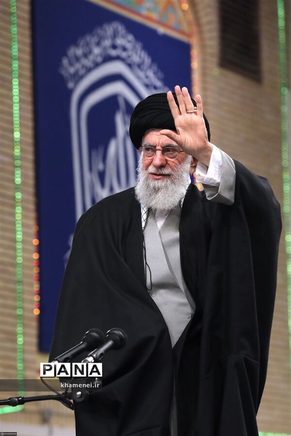 دیدار اقشار مختلف مردم با حضرت آیت‌الله خامنه‌ای رهبر انقلاب اسلامی