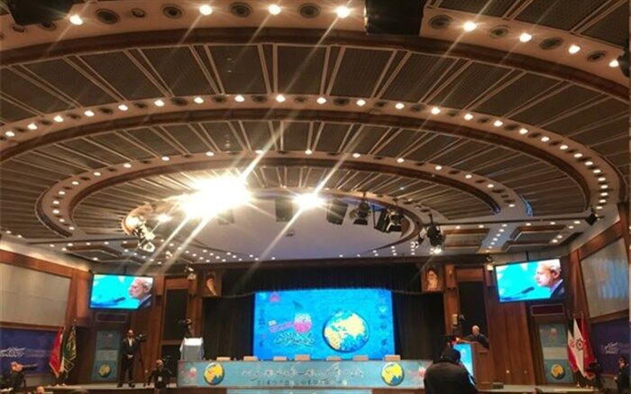 لاریجانی: بیانیه گام دوم انقلاب کلان‌ترین جهت‌گیری کشور را مد نظر قرار داده است