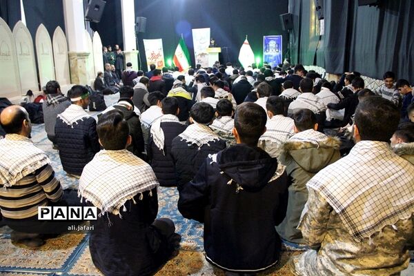 اعزام دانش آموزان پسر ناحیه یک شهرری به اردوی راهیان نور