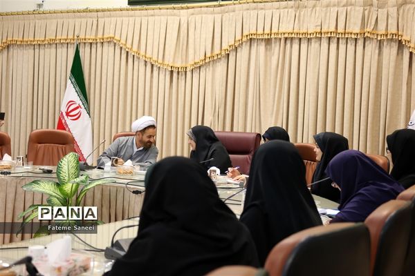 کارگاه آموزشی «نقش تعلیمی تربیتی والدین در توسعه سرمایه انسانی»