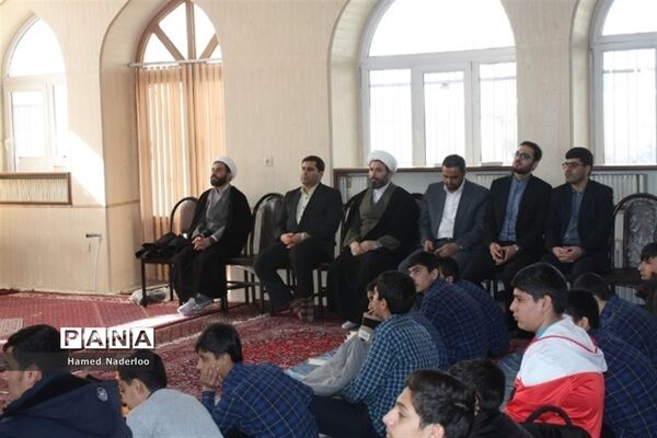 برگزاری مراسم محفل انس با قرآن کریم