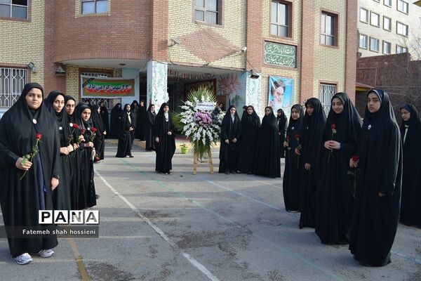 تشیع پیکر شهید گمنام در مراسم میهمانی لاله های روشن  فیروزکوه