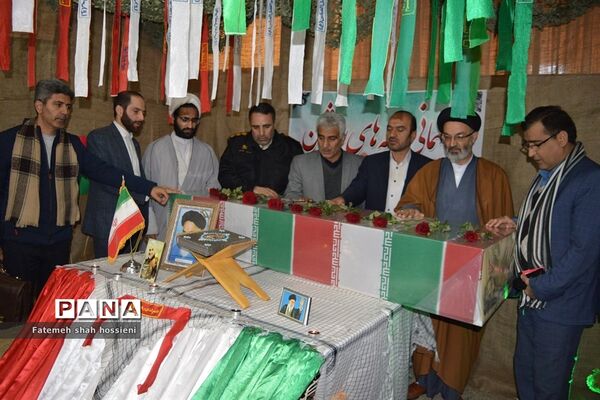 تشیع پیکر شهید گمنام در مراسم میهمانی لاله های روشن  فیروزکوه