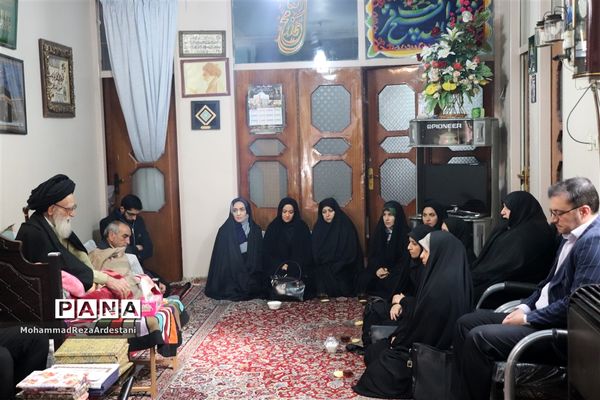 دیدا ر جمعی از دانشجویان  با  امام جمعه شهرستان ورامین