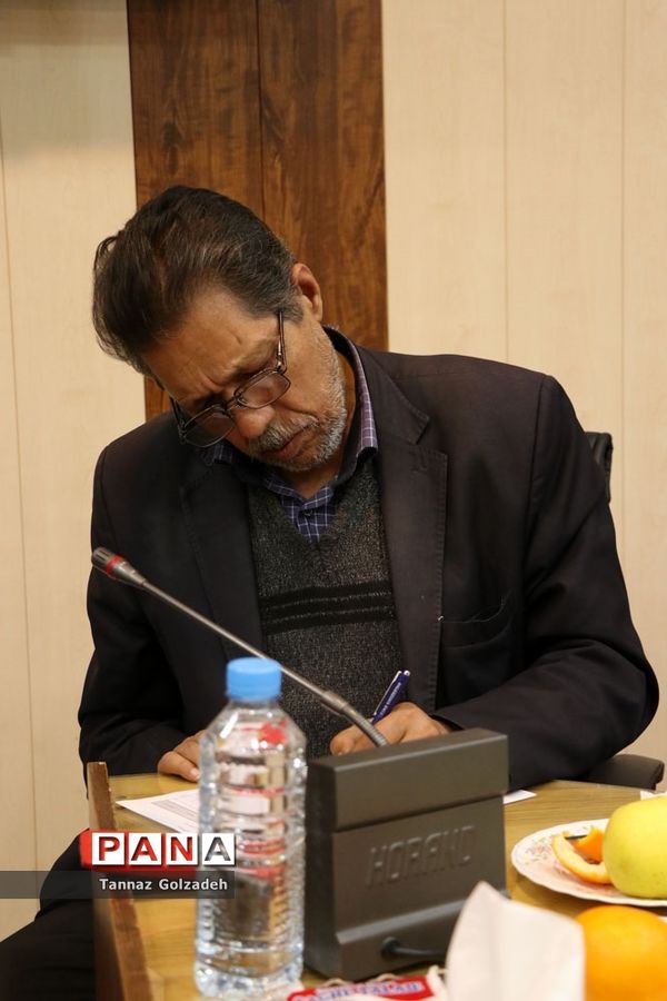 نشست هم اندیشی مدیرکل صداو سیمای خوزستان با مدیران رسانه ها