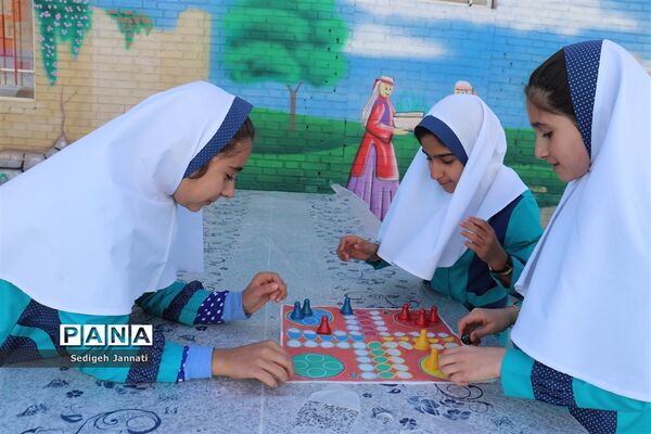 یک روز اردو در مدرسه