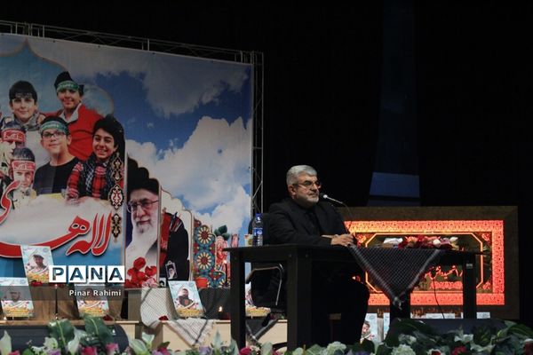 یادواره شهدای دانش‌آموز و فرهنگی در تبریز