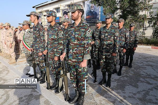 برگزاری صبحگاه مشترک نیروهای نظامی و انتظامی