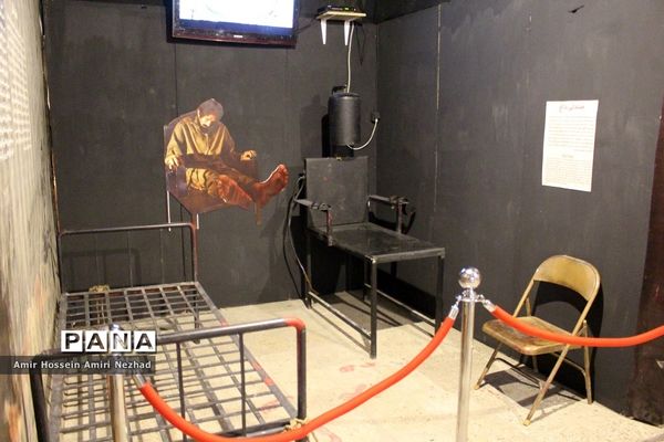 برپایی نمایشگاه موزه عبرت در یزد