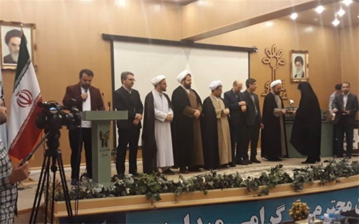 ۳ هزار اثر در جشنواره پژوهشی قرآن دانشگاه آزاد کرج با هم به رقابت پرداختند