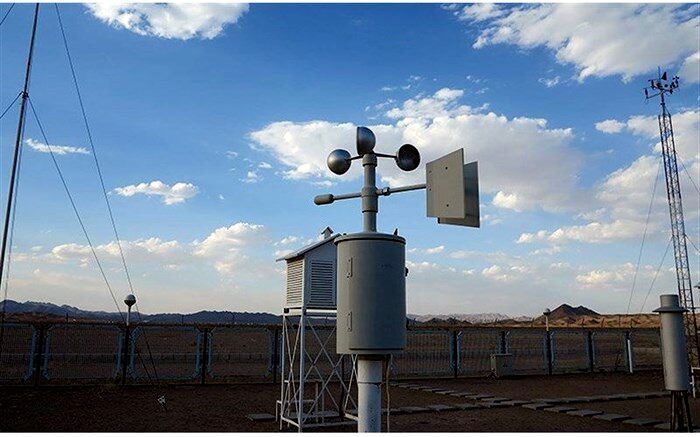 ‌تندباد ‌اردبیل را درمی‌نوردد