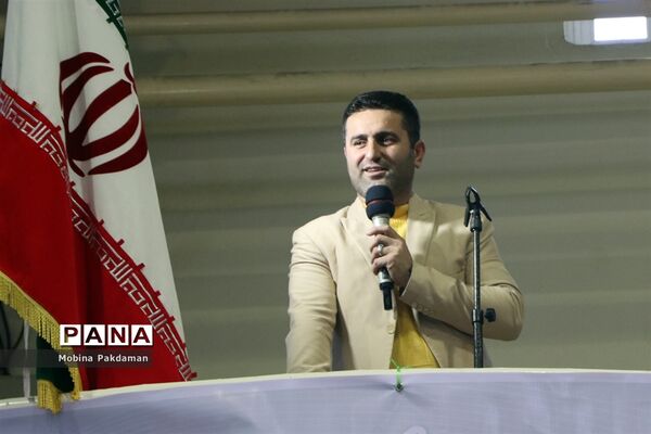 همایش «یاوران انقلاب» در ساری