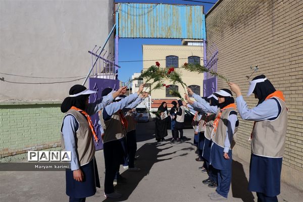 یادواره شهید غلامحسین براتی روبیات در دبیرستان الزهراء بیرجند