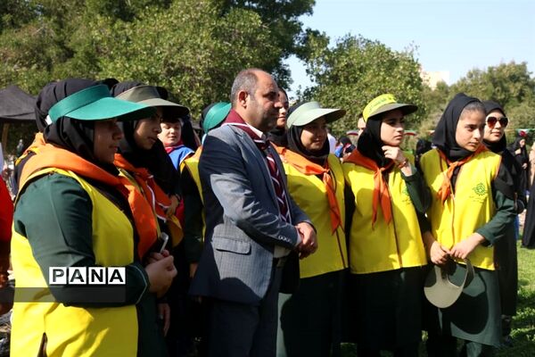 همایش ۲۰۰۰نفری یاوران انقلاب پیشتازان ناحیه ۴ اهواز