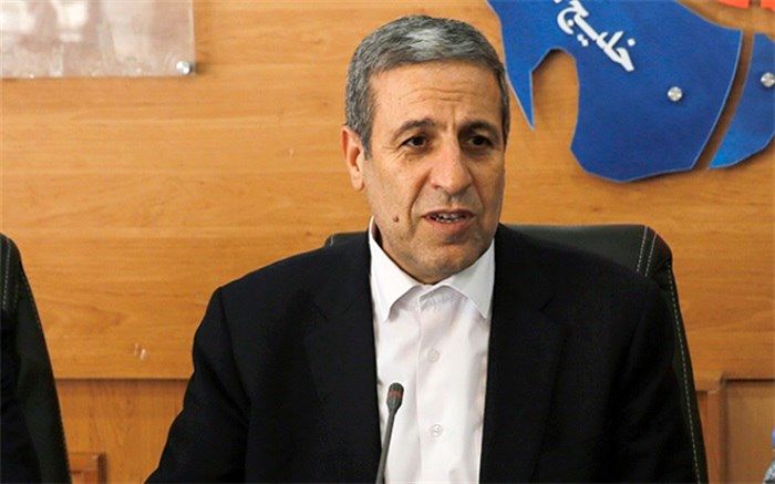 دولت با وجود محدودیت‌های مالی پروژه راه آهن بوشهر را متوقف نکرده است