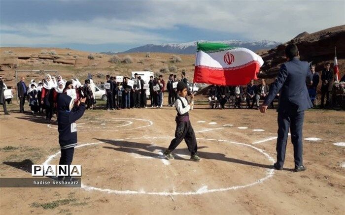 جشنواره بازی های بومی محلی طارم سفلی قزوین برگزار شد