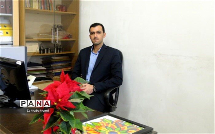 کارشناس مسئول فنی حرفه ای و کاردانش آموزش و پرورش پاکدشت:بازارچه کارآفرینی زمینه سازآینده شغلی دانش آموزان است
