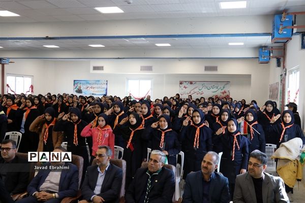 همایش تشکیلاتی یاوران انقلاب با حضور دانش‌آموزان پیشتاز ناحیه یک مشهد