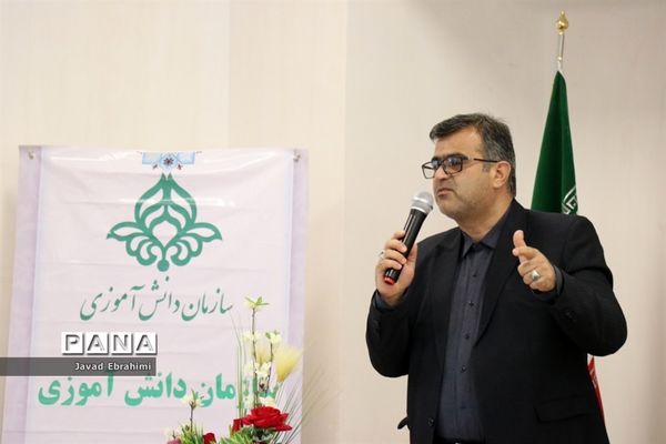 همایش تشکیلاتی یاوران انقلاب با حضور دانش‌آموزان پیشتاز ناحیه یک مشهد