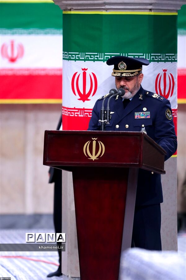 دیدار فرماندهان و کارکنان نیروی هوایی ارتش با فرمانده کل قوا