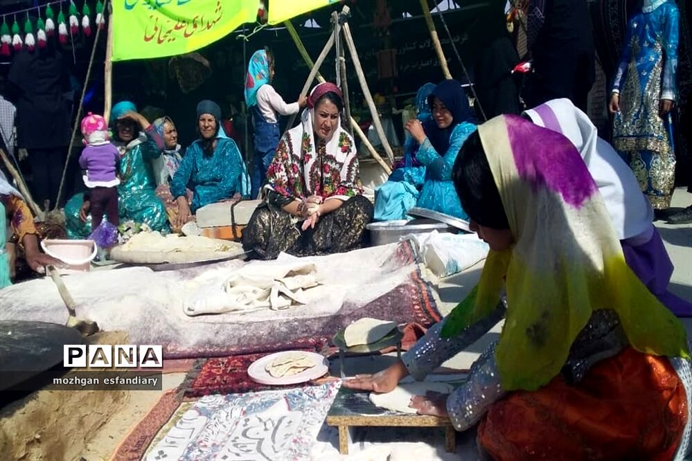 جشنواره عشایری ایل خمسه به مناسبت دهه فجر در نی ریز