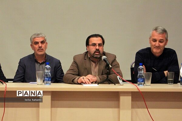مراسم رونمایی پوستر چهارمین آرت اکسپو تبریز