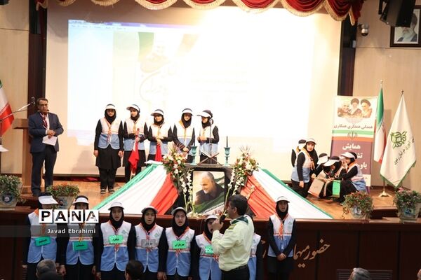 همایش بزرگ یاوران انقلاب در ناحیه 7 آموزش و پرورش  مشهد مقدس