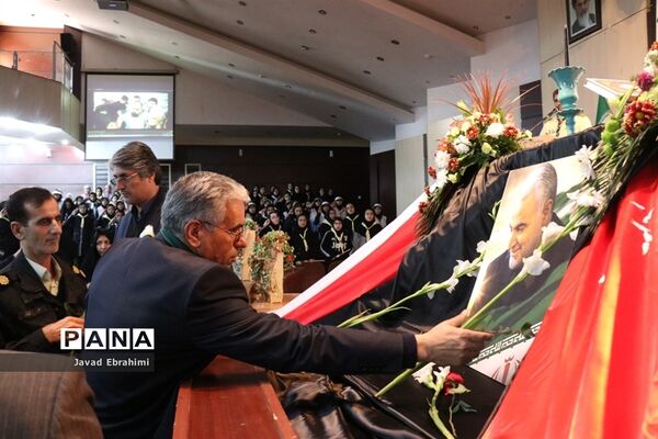 همایش بزرگ یاوران انقلاب در ناحیه 7 آموزش و پرورش  مشهد مقدس