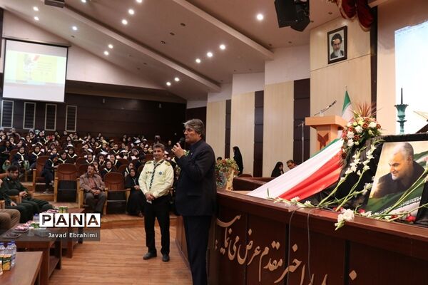 همایش بزرگ یاوران انقلاب در ناحیه 7 آموزش و پرورش  مشهد مقدس